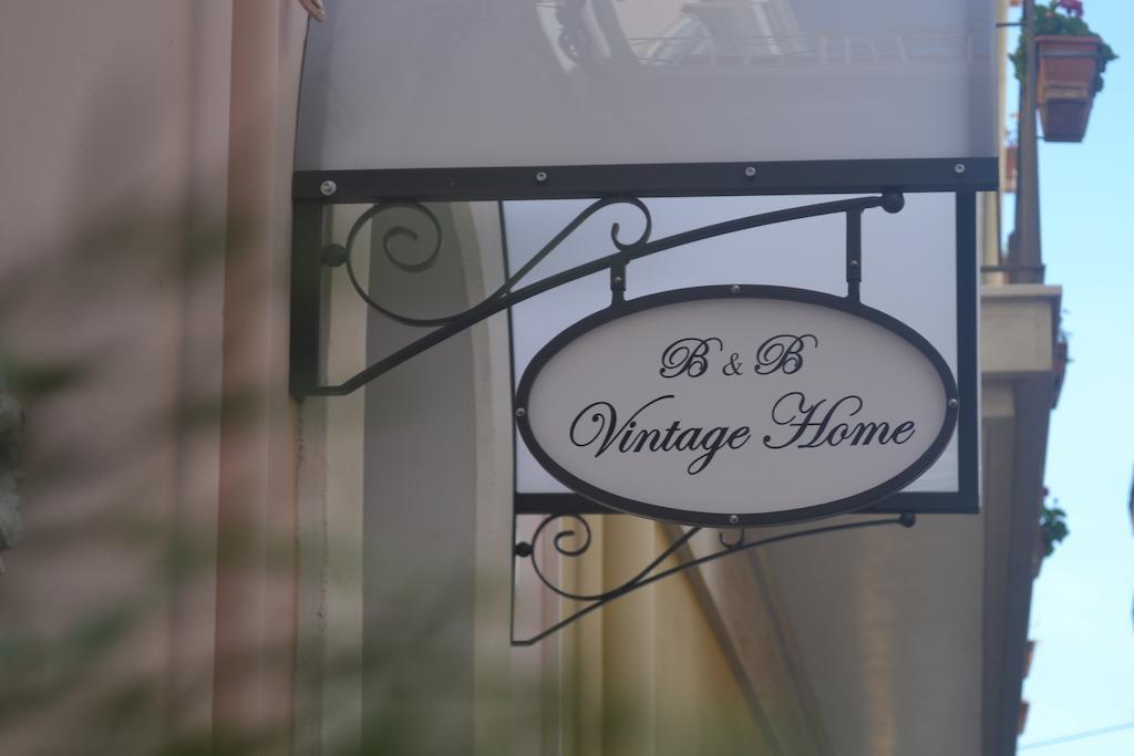 Vintage Home Монополи Стая снимка